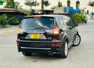 Mitsubishi Outlander 2012 Black