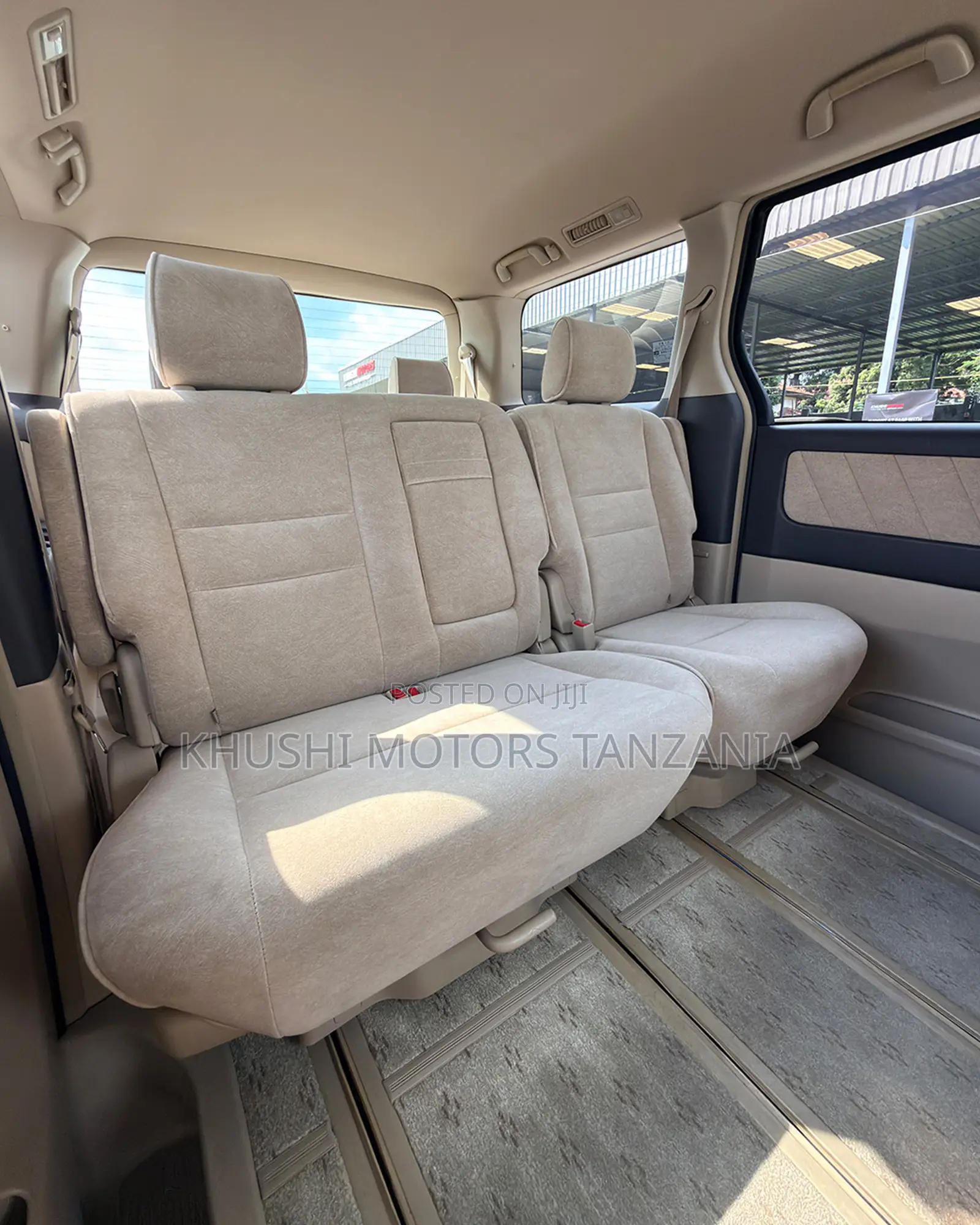 Toyota Alphard 2008 Silver