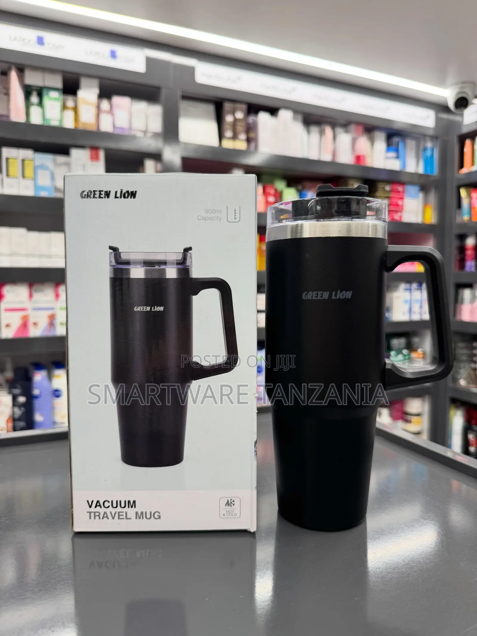 Green Lion Vacuum Travel Mug, 900ml Capacity, Durable Plastic, Black