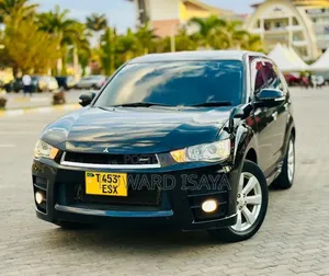 Mitsubishi Outlander 2012 Black