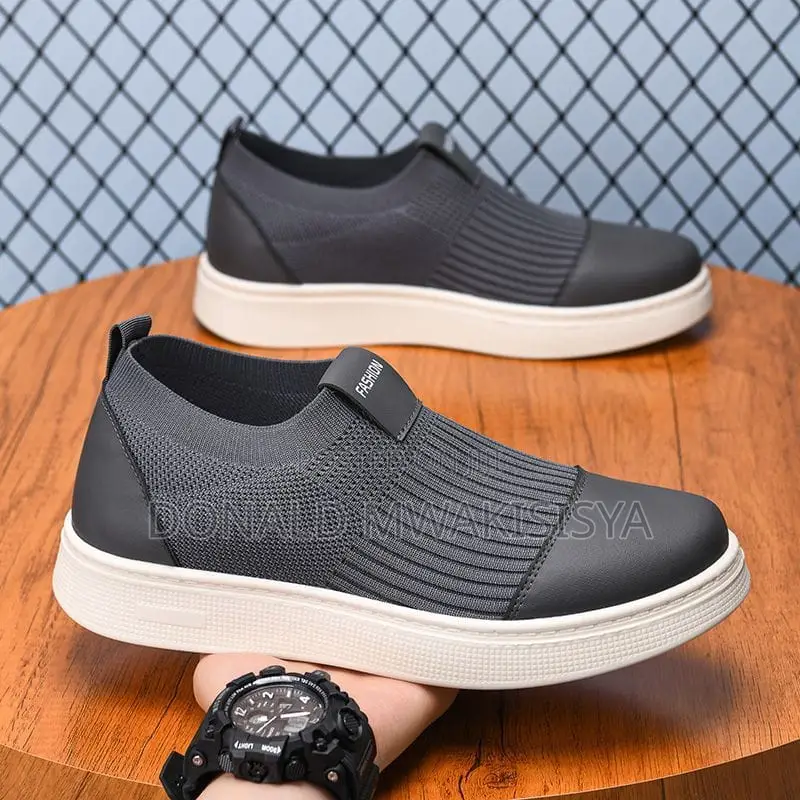 *Fashion Sock Sneakers - Slip On*