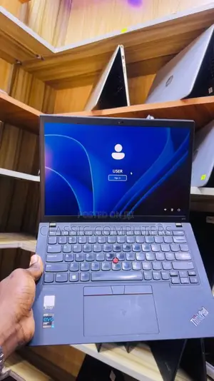 Laptop Lenovo 16GB Intel Core i5 SSD 512GB