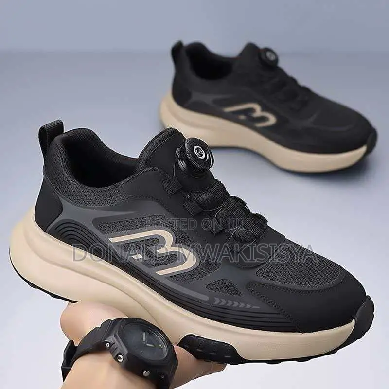 *Auto-Buckle Running Sneakers - Boa System*