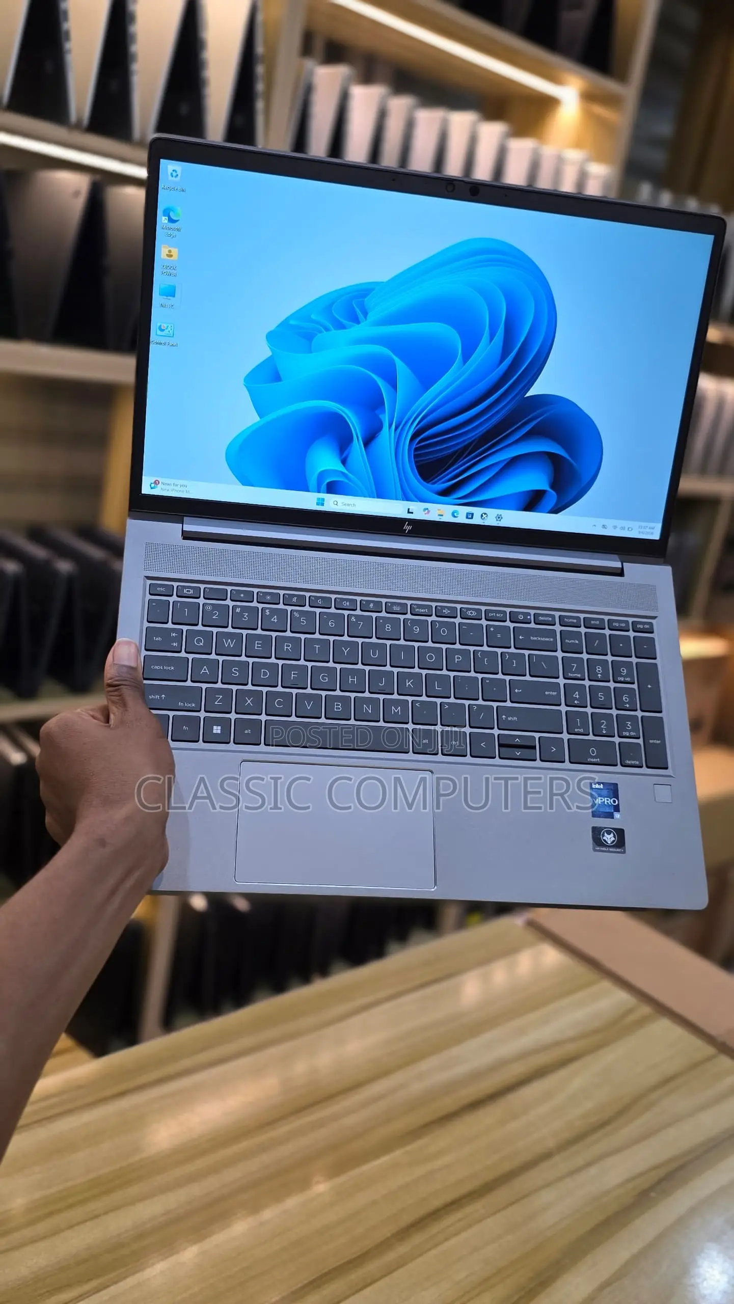 Laptop HP ZBook Firefly G9 32GB Intel Core i7 SSD 1T