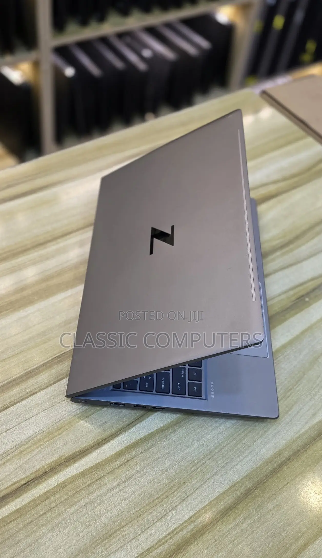 Laptop HP ZBook Firefly G9 32GB Intel Core i7 SSD 1T