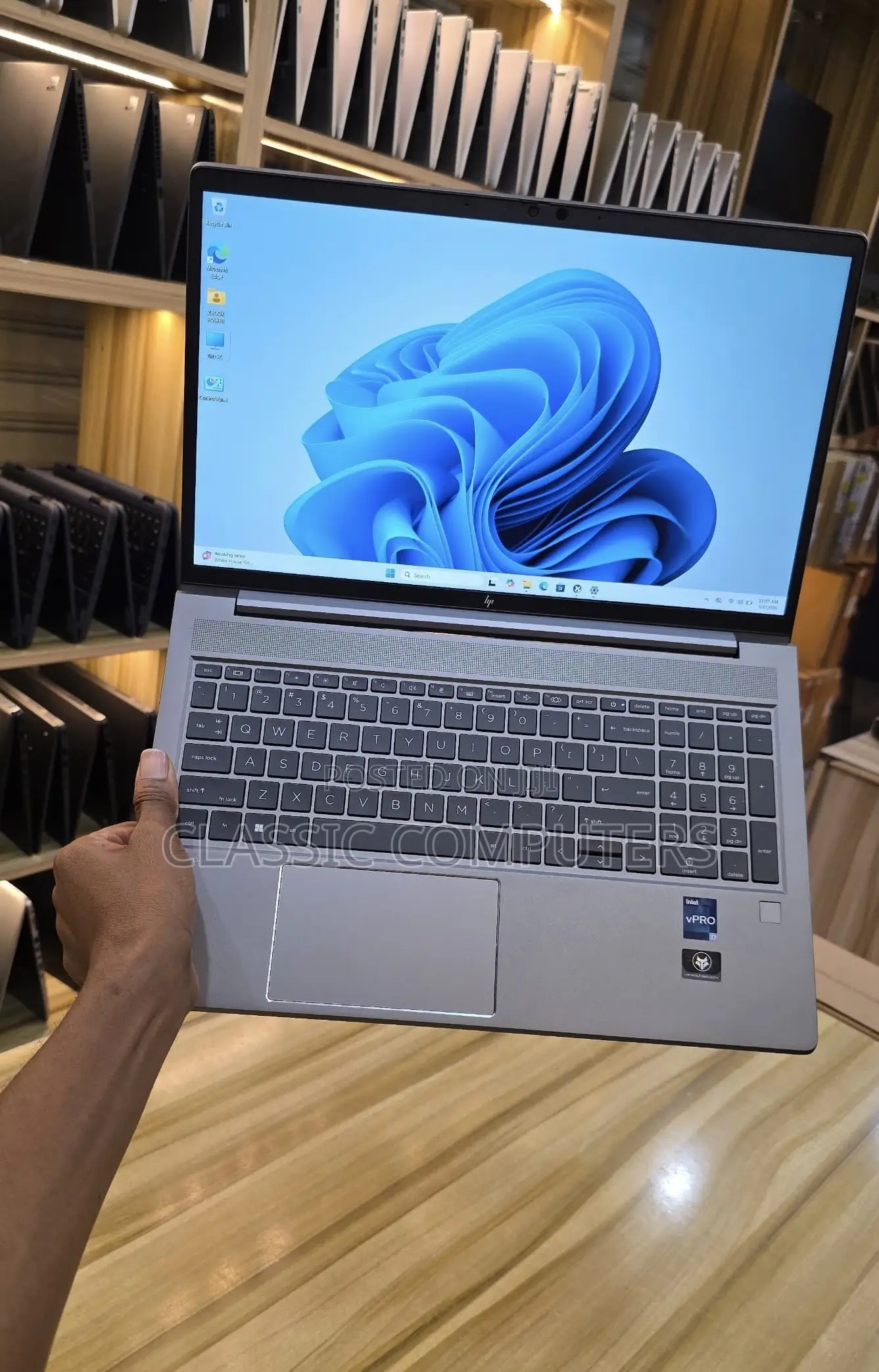 Laptop HP ZBook Firefly G9 32GB Intel Core i7 SSD 1T