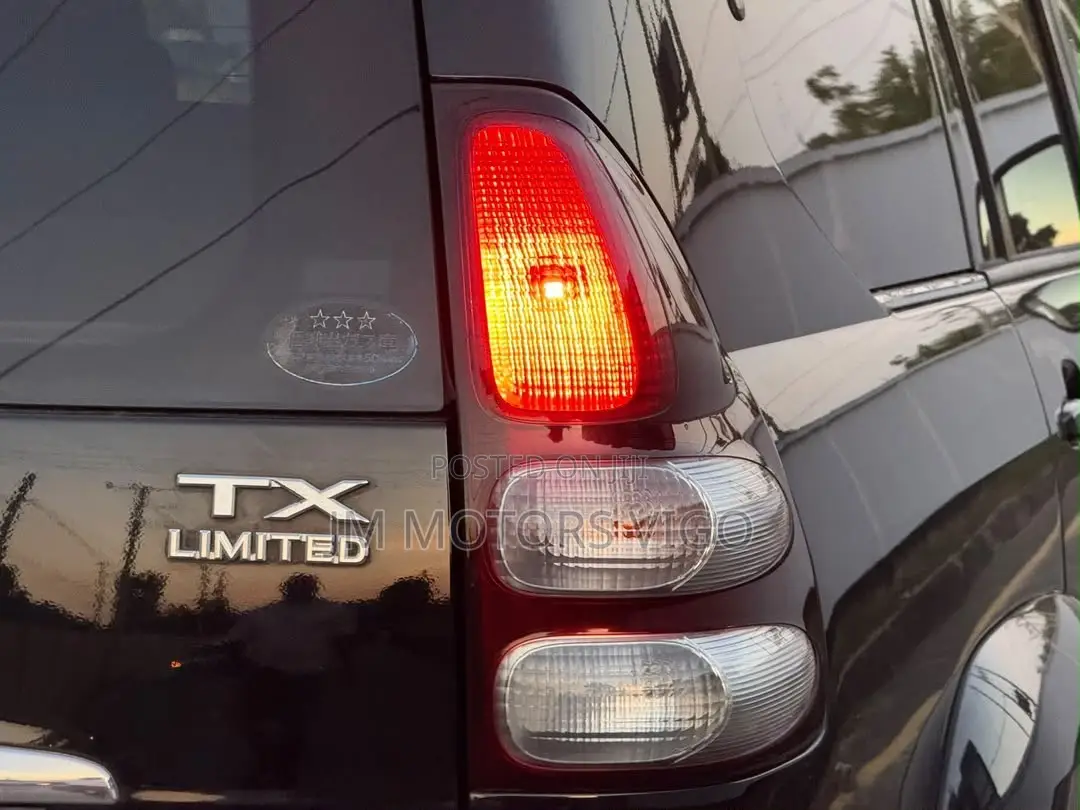 Toyota Land Cruiser Prado 2005 Black
