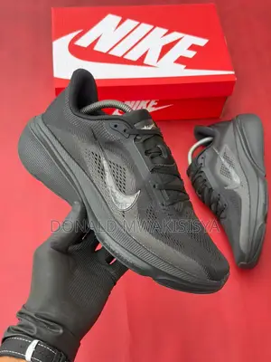 Nike Air Zoom Runner