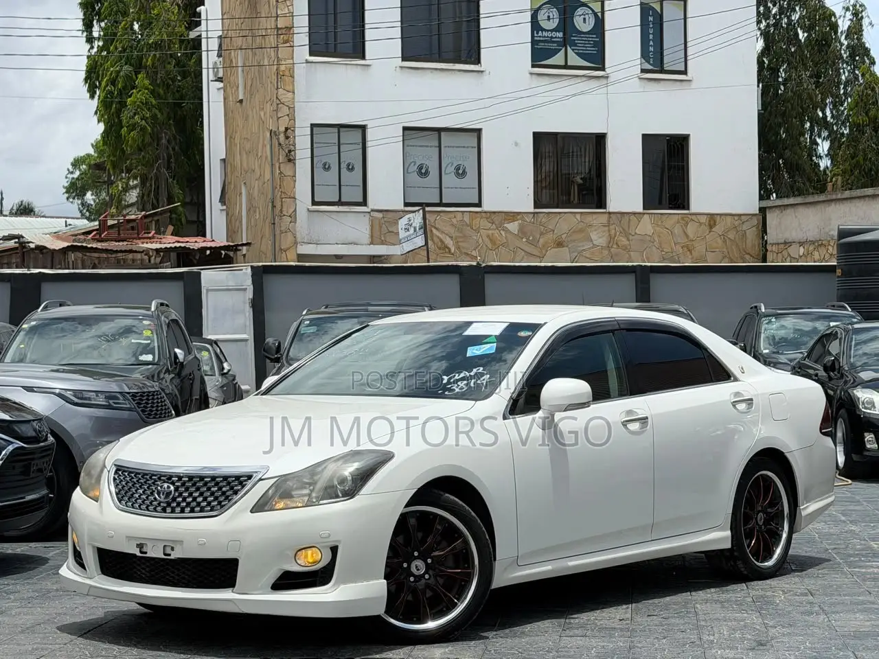 Toyota Crown 2009 White