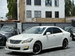 Toyota Crown 2009 White