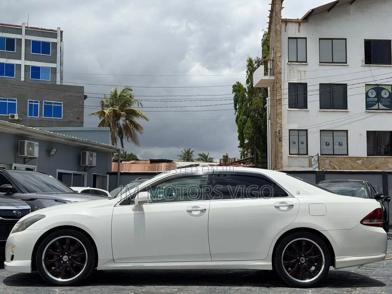 Toyota Crown 2009 White