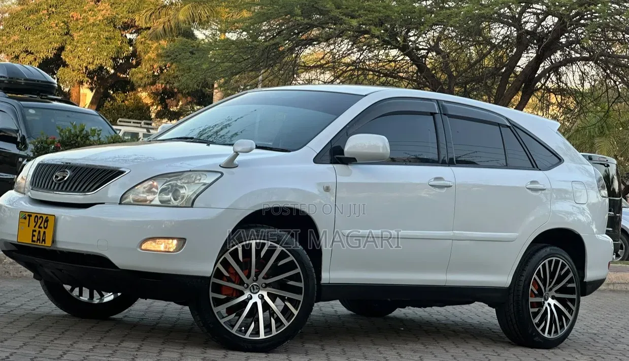 Toyota Harrier 2007 White