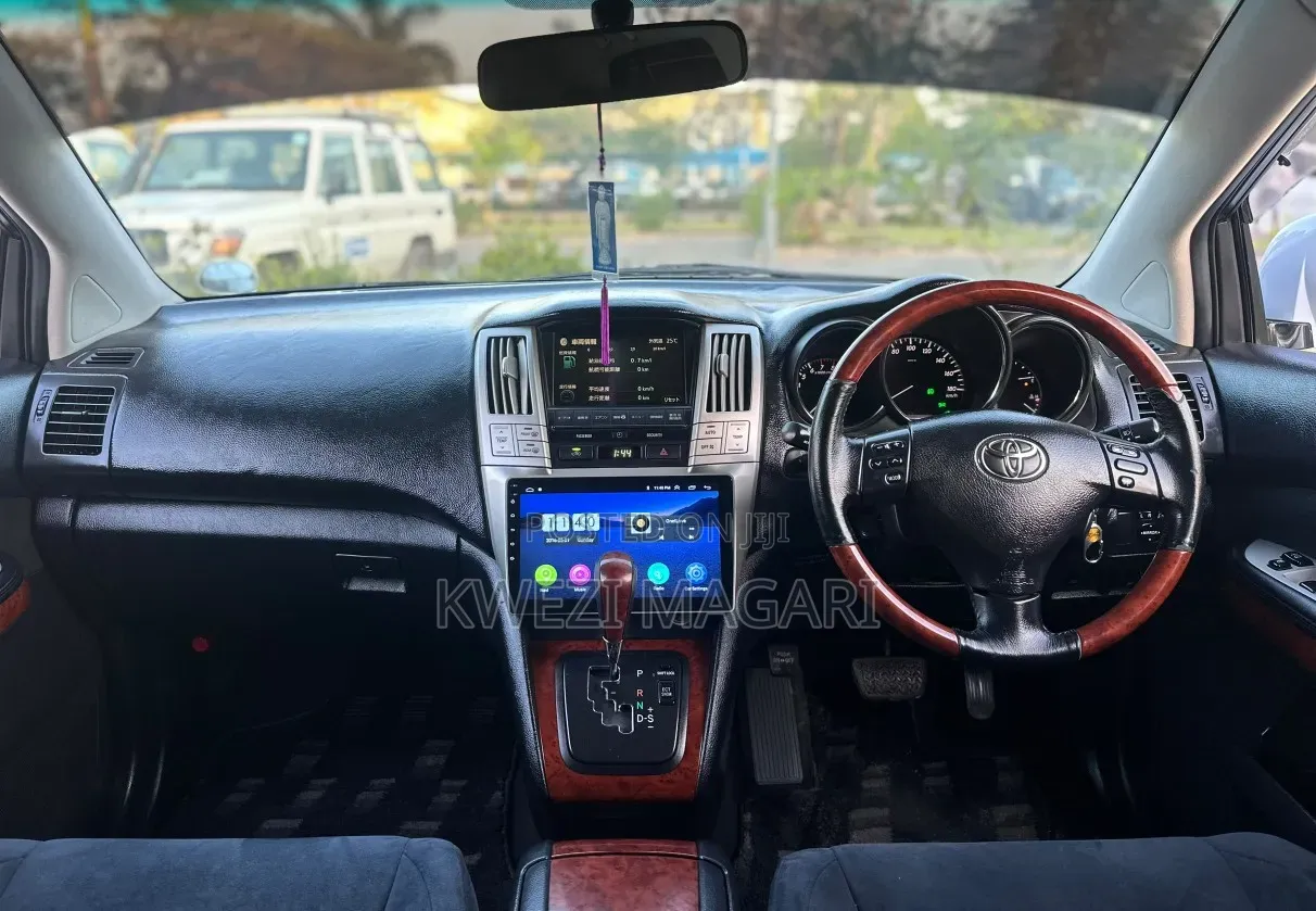 Toyota Harrier 2007 White
