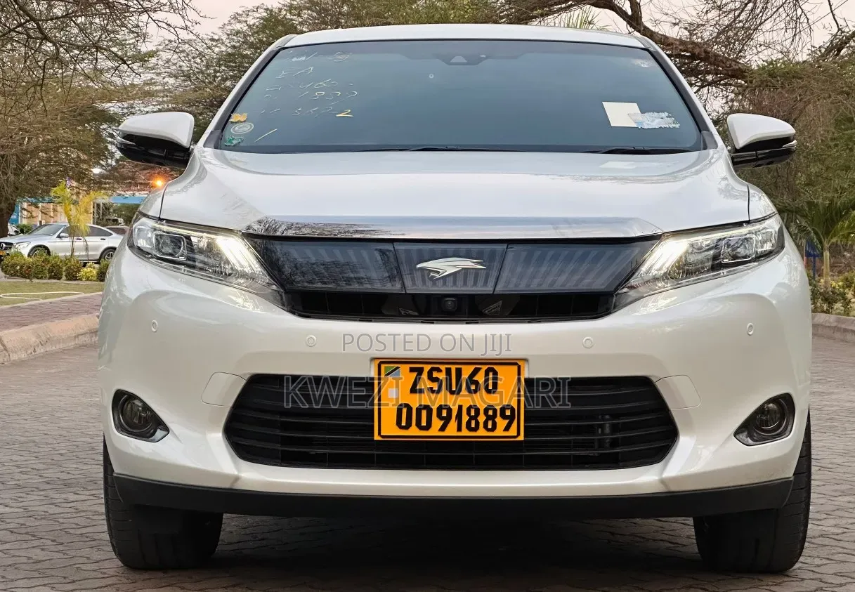 Toyota Harrier 2017 White