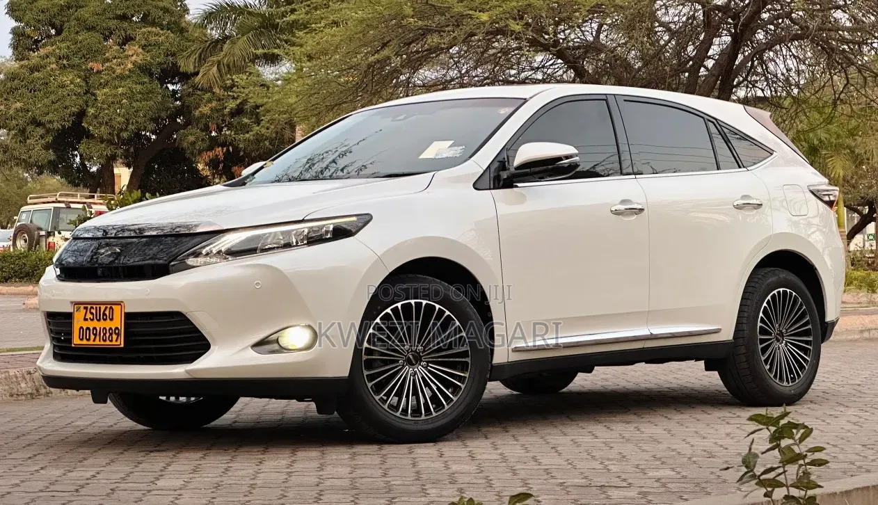 Toyota Harrier 2017 White