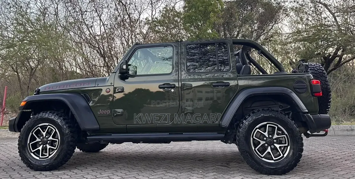 Jeep Wrangler 2024 Green