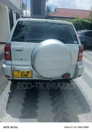 Toyota RAV4 1.8 2004 Silver