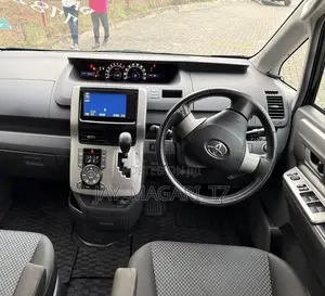 Toyota Noah 2009 Black