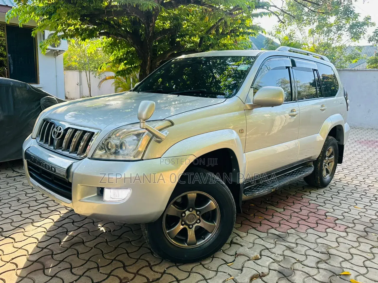 Toyota Land Cruiser Prado 2005 Silver