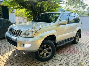 Toyota Land Cruiser Prado 2005 Silver