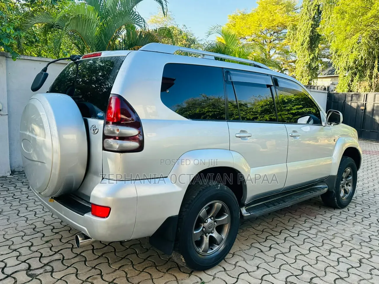Toyota Land Cruiser Prado 2005 Silver