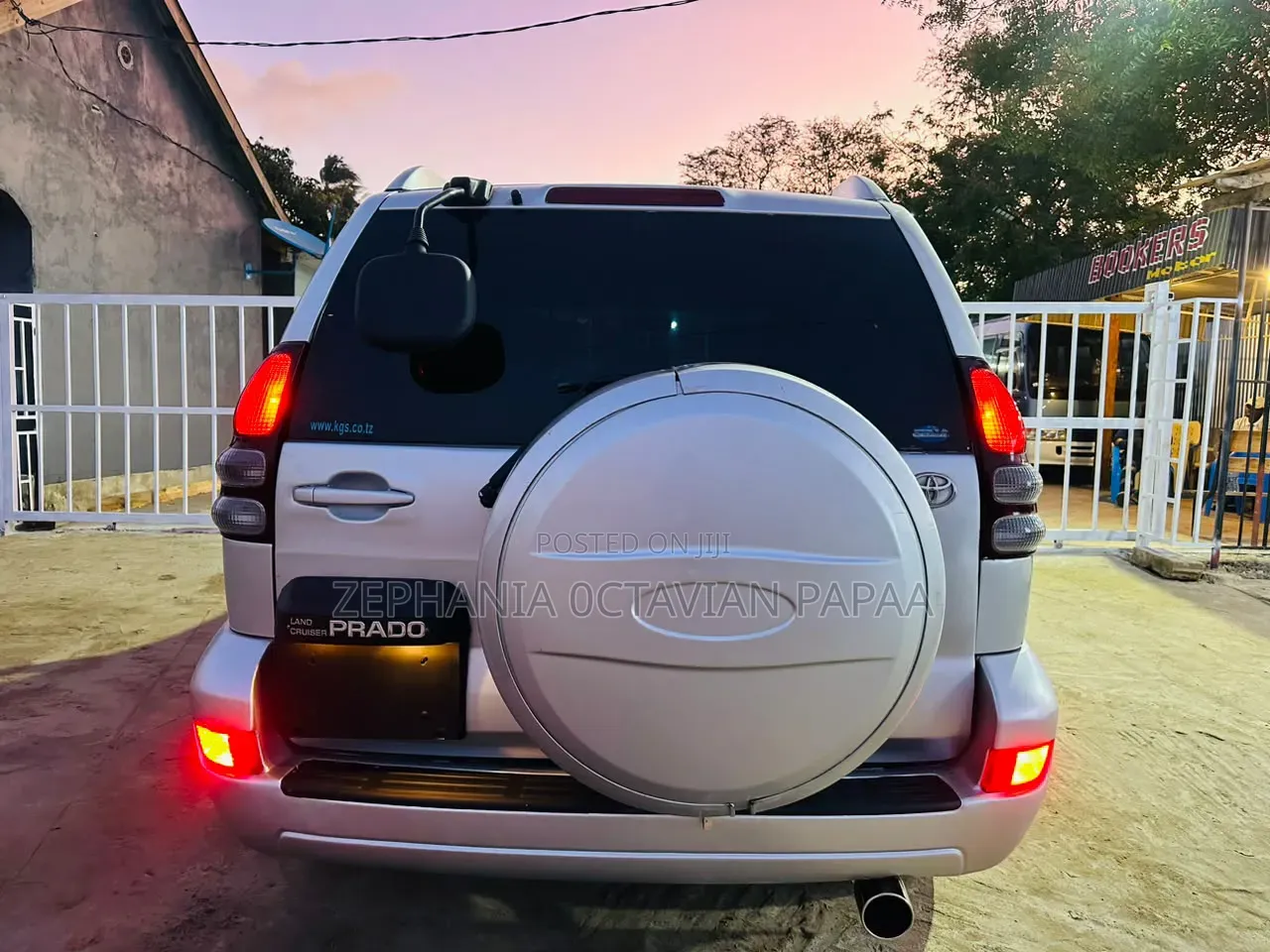 Toyota Land Cruiser Prado 2005 Silver