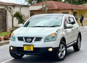 Nissan Dualis 2011 White
