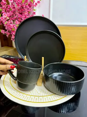 Beautiful Dinner Set 16 Pieces
