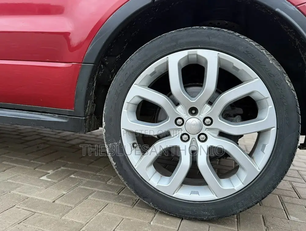 Land Rover Range Rover Evoque 2016 Red