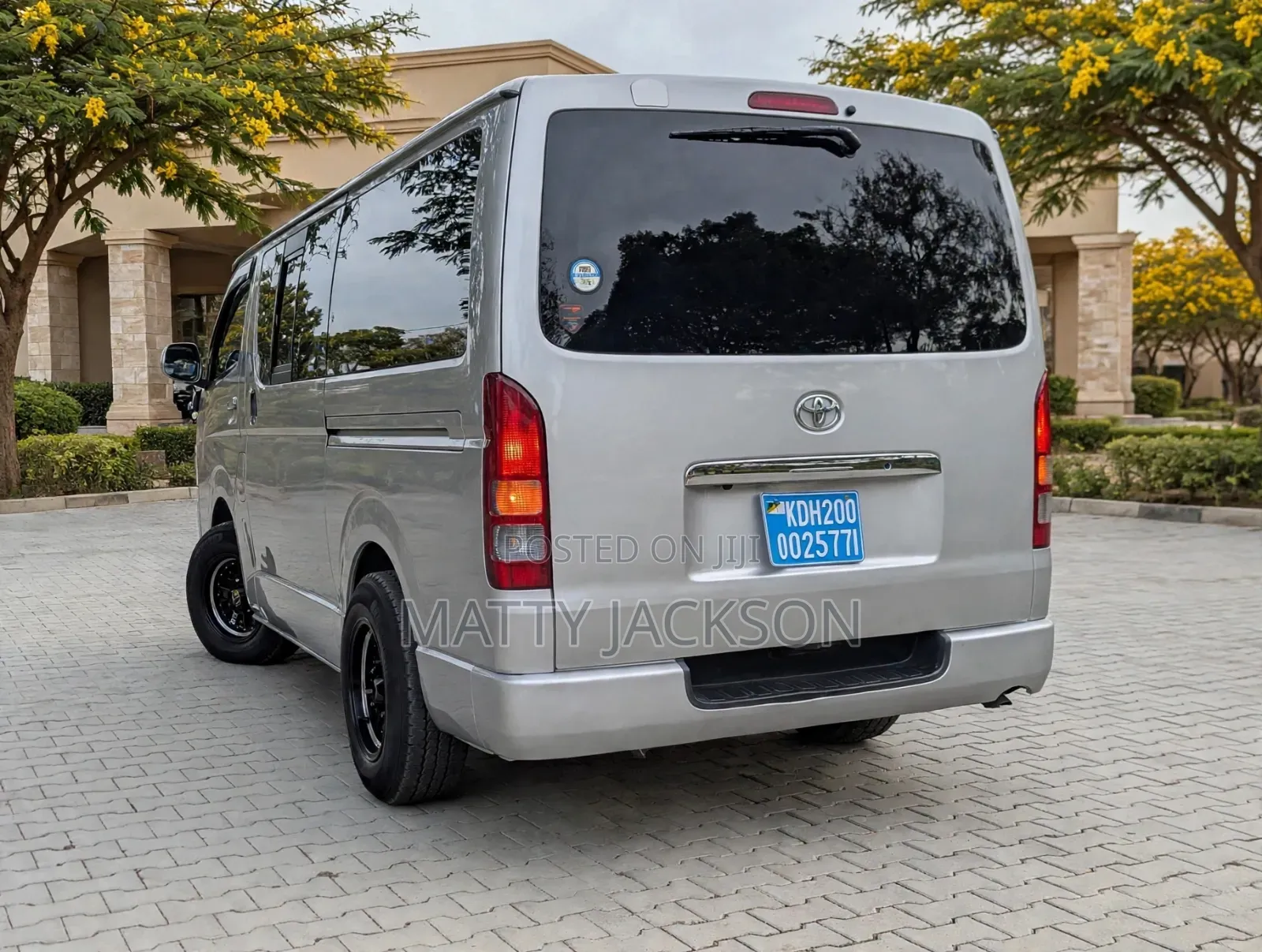 Toyota Quantum 2005 Silver