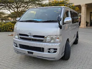 Toyota Quantum 2005 Silver