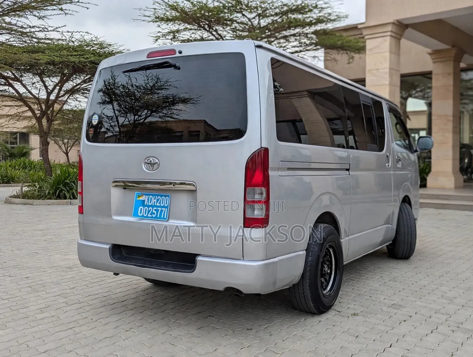 Toyota Quantum 2005 Silver