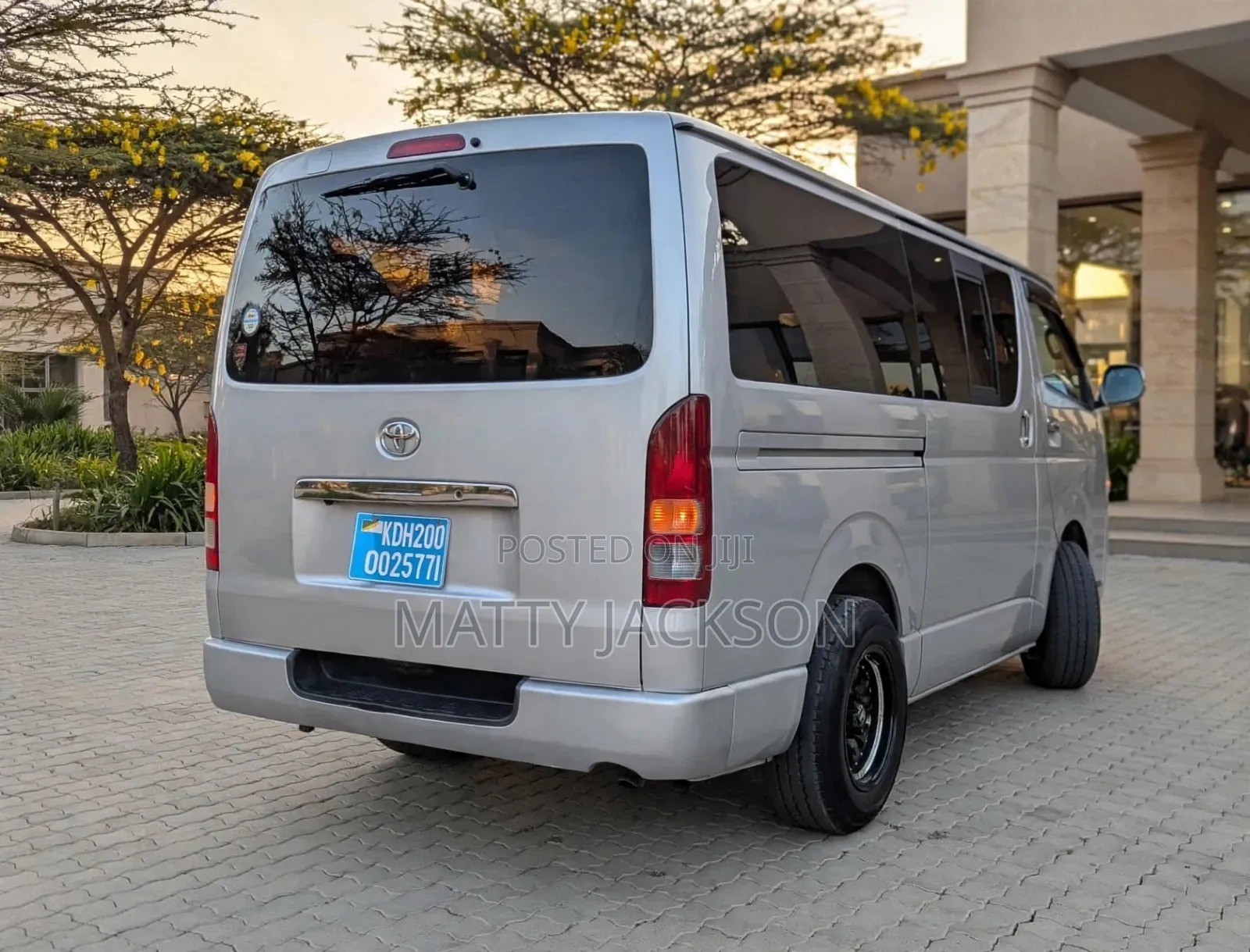 Toyota Quantum 2005 Silver