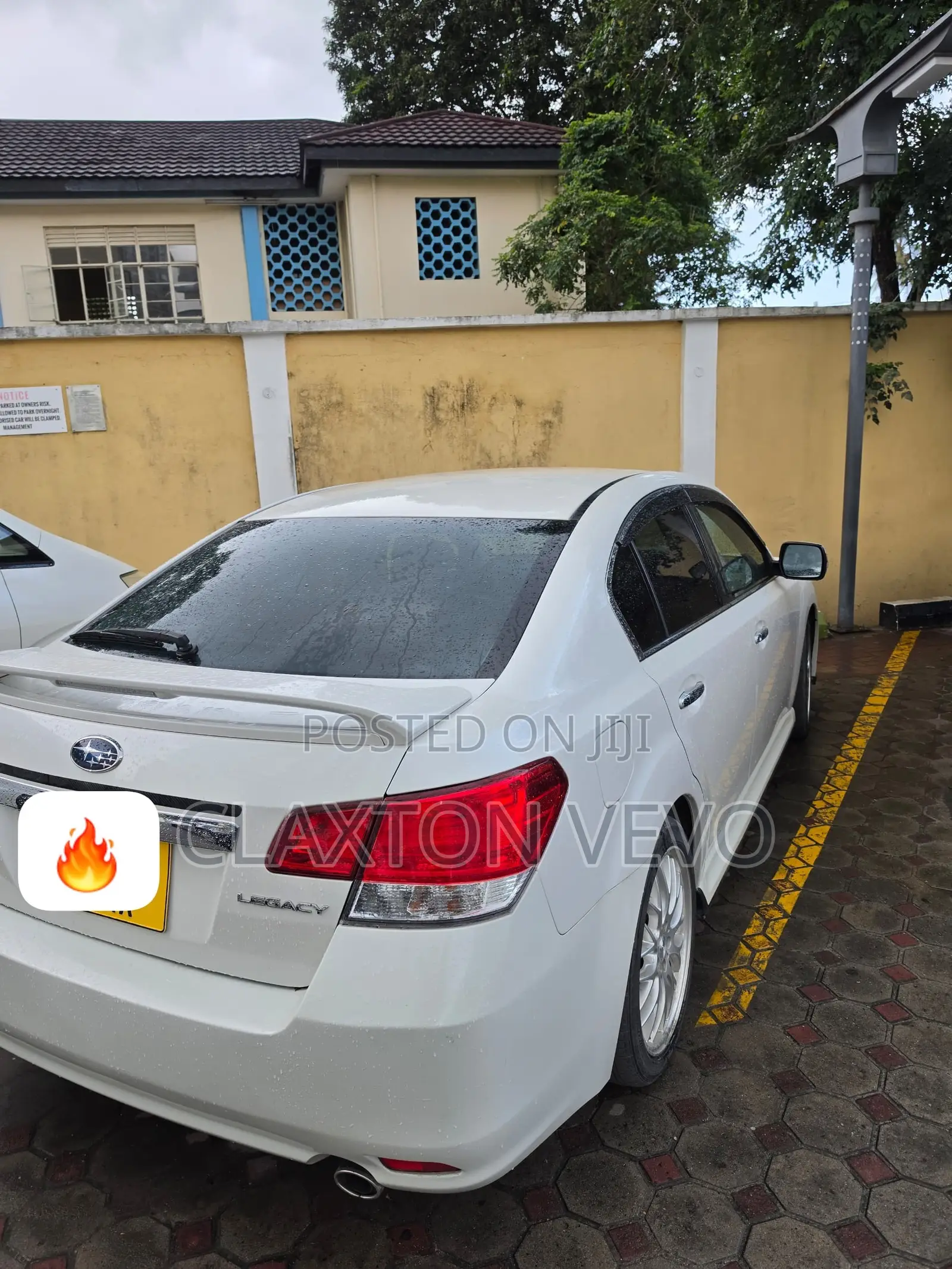 Subaru Legacy 2.5GT Limited 2011 White
