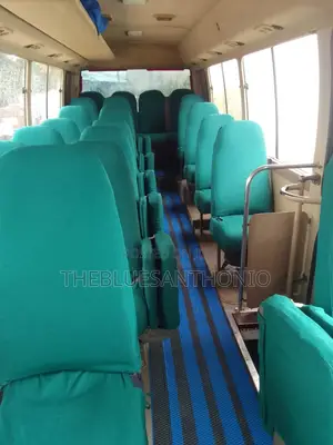 Toyota Coaster 2000 Blue