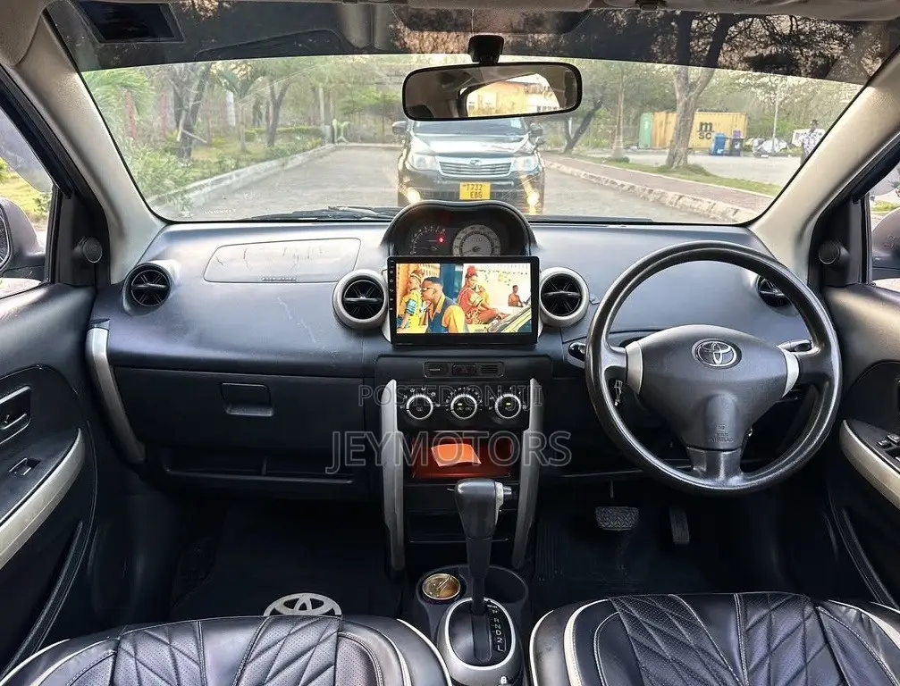 Toyota IST 2004 Blue