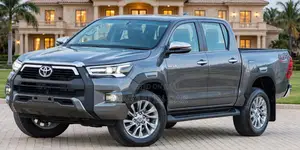 New Toyota Hilux 2025 Gray