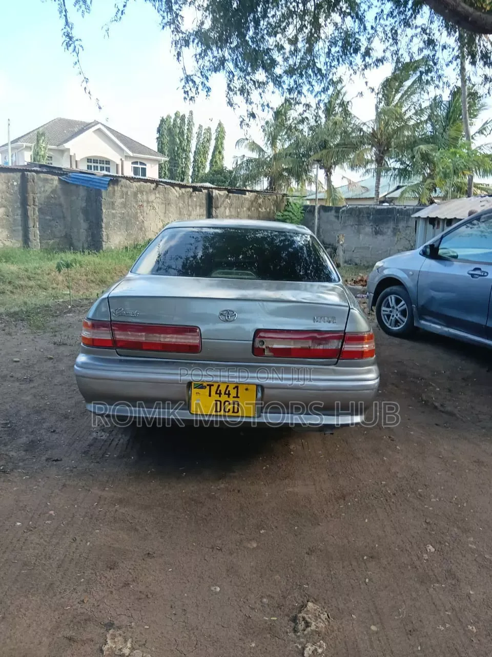 Toyota Mark II 2003 Silver