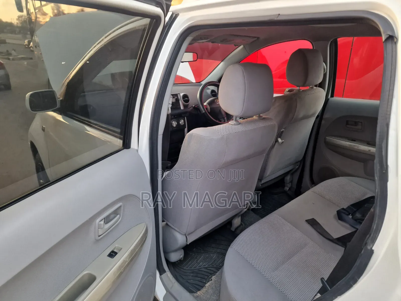 Toyota IST 2006 White