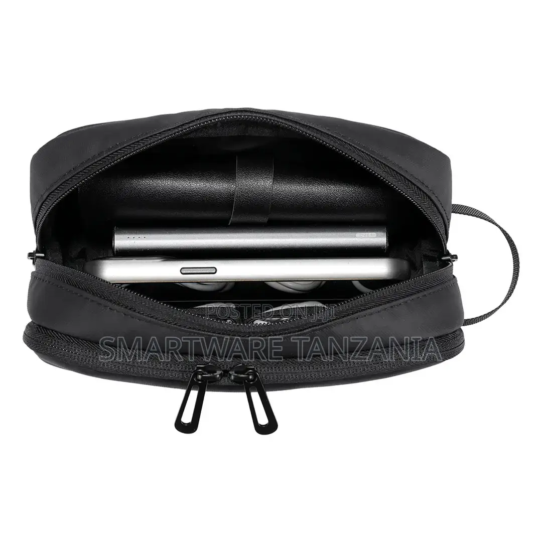 Porodo Ultralite Organizer Pouch With Water-Repellent Dual Compartment