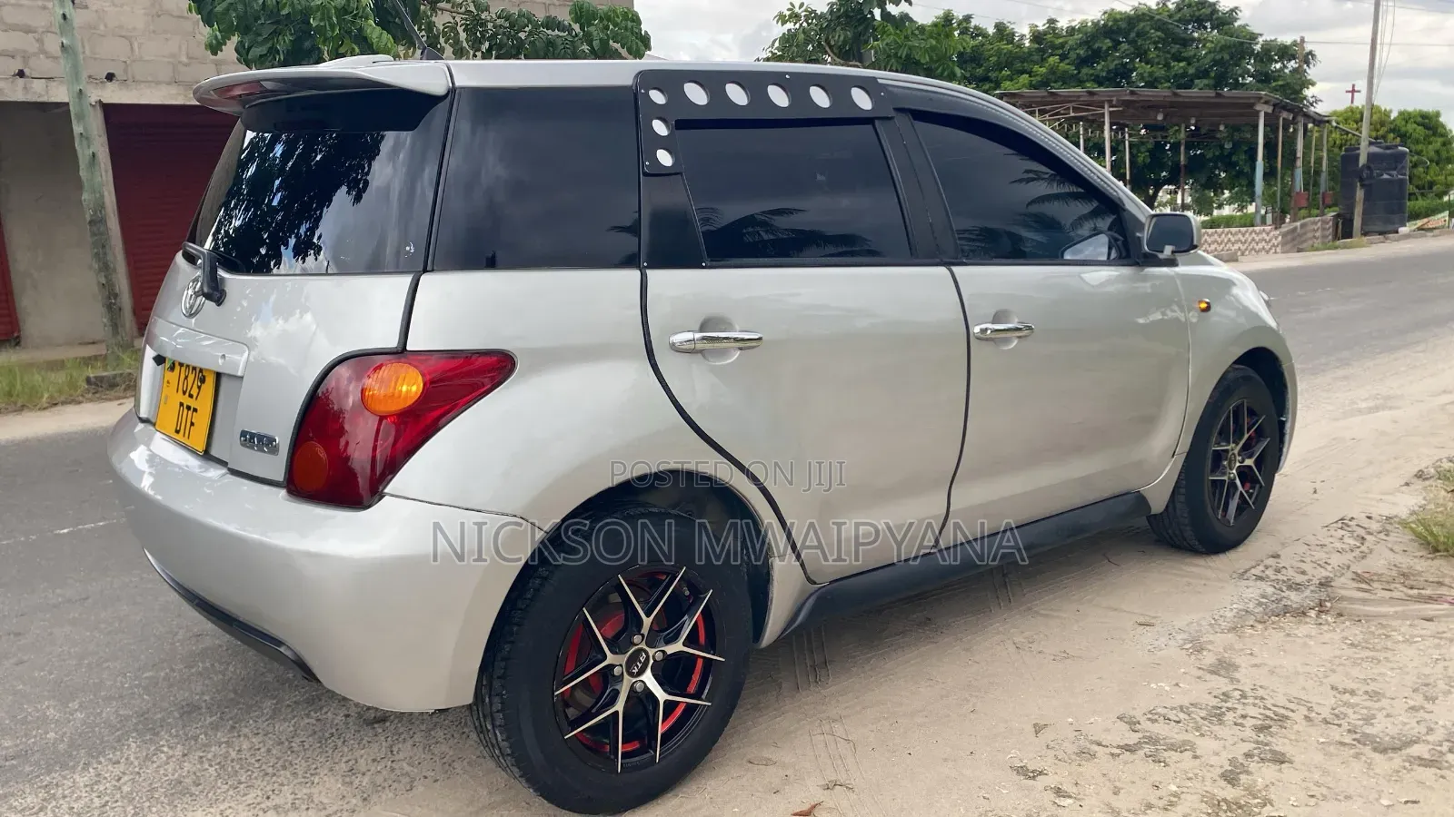 Toyota IST 2004 Silver