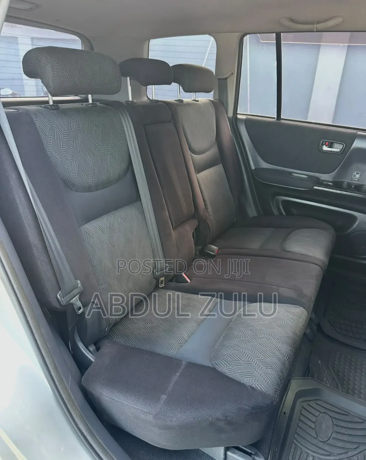 Toyota Kluger 2005 Silver