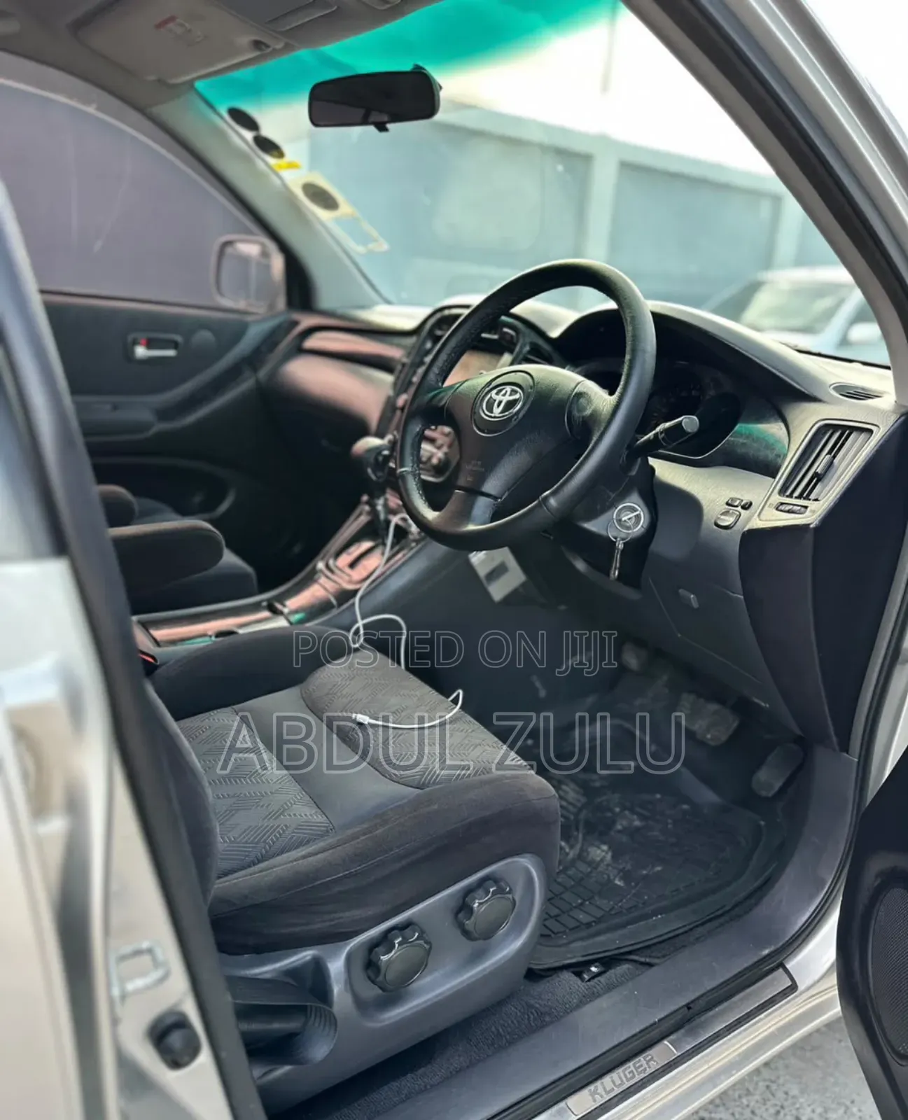 Toyota Kluger 2005 Silver