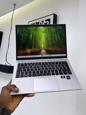 Laptop HP EliteBook 830 G9 16GB Intel Core i5 SSD 512GB