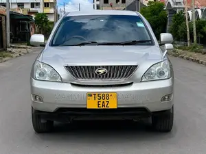 Toyota Harrier 2004 Silver
