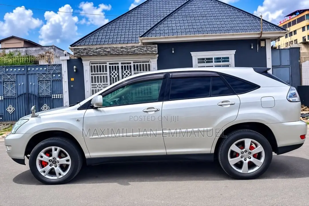 Toyota Harrier 2004 Silver