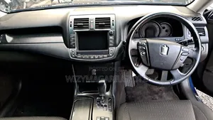 Toyota Crown 2009 Blue