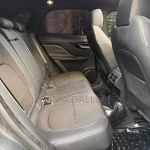 Jaguar F-Pace 2017 White
