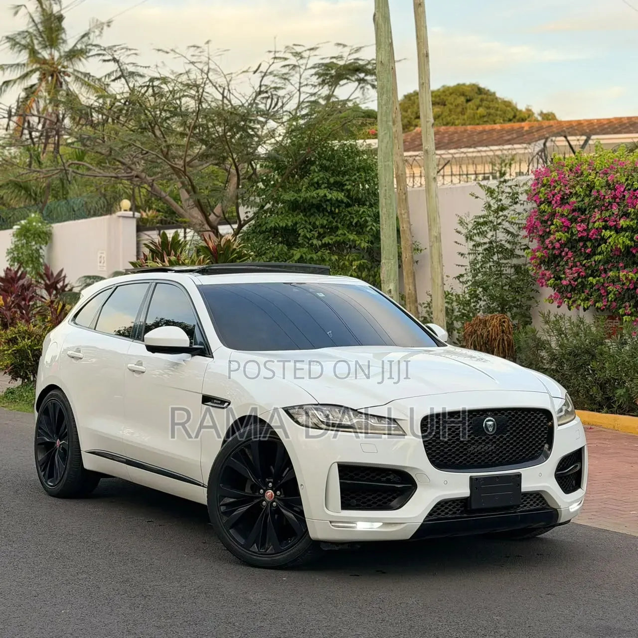 Jaguar F-Pace 2017 White