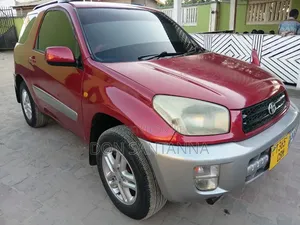 Toyota RAV4 2004 Red